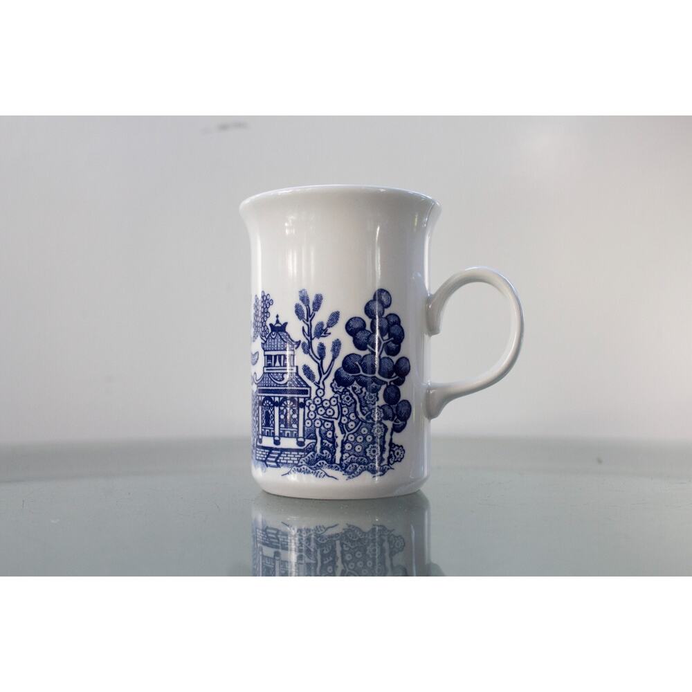 Churchill‎ Blue Willow Coffee Mug White & Blue Made in England